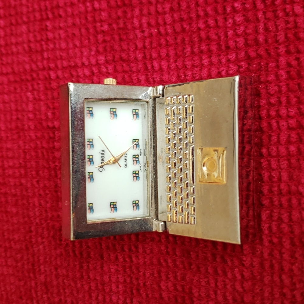 Miniature Xanadu Computer Clock